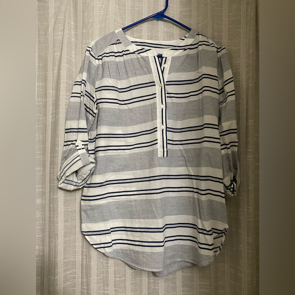 LOFT white & blue half button up top-size medium